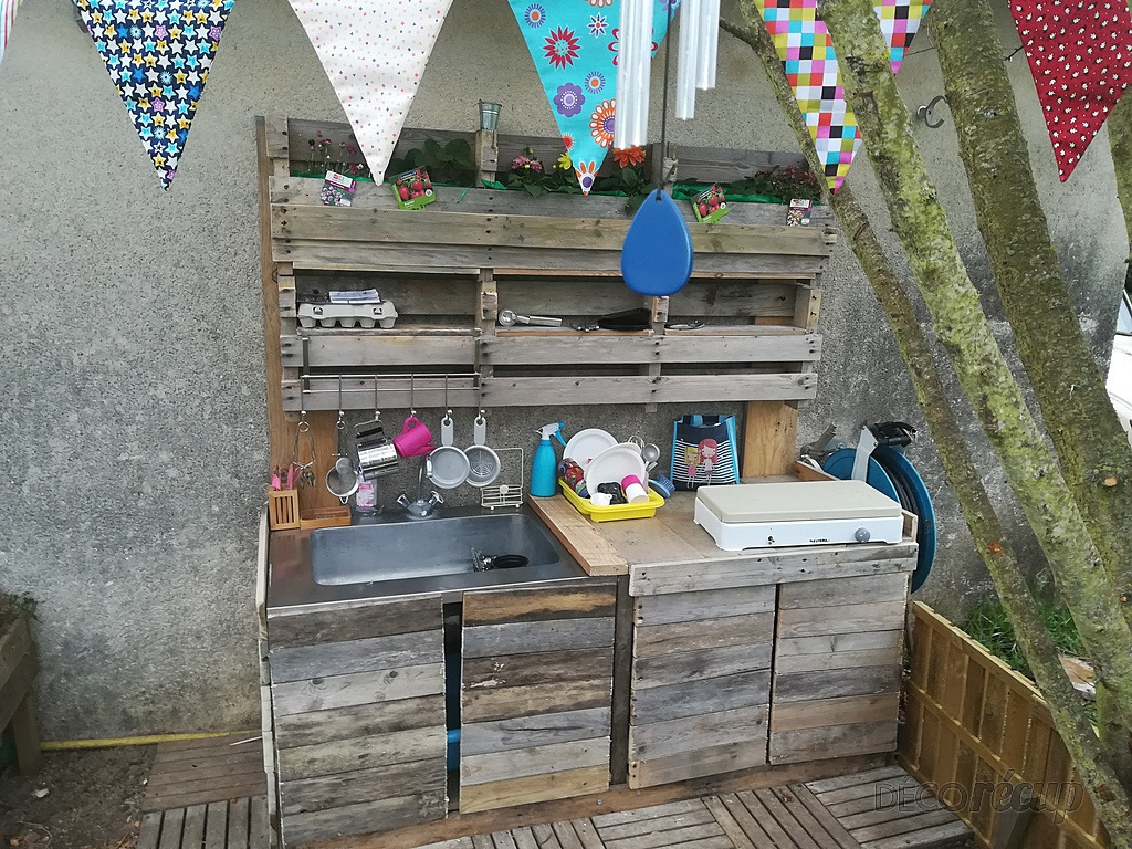 Cuisine D'extérieur En Bois Pour Enfants Avec Roues Et Parasol - Évolutive, Four Et Accessoires Inclus, 3 Ans Et Plus