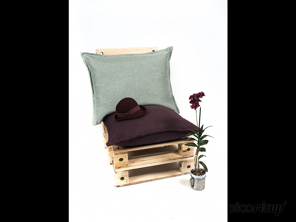 E5FFA070-F570-44F5-9A03-CC5D0C257B2F